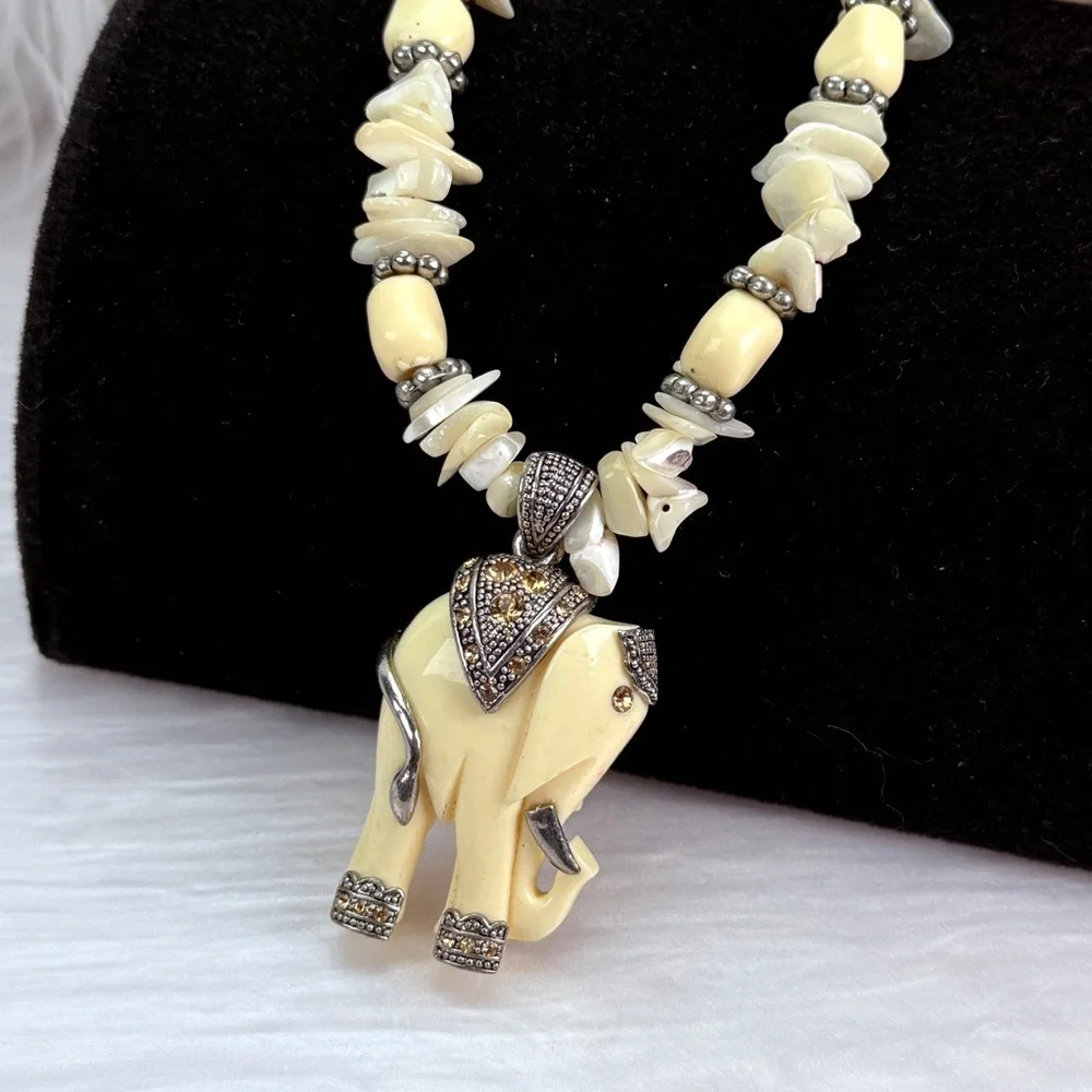 Vintage Cream Polished Stone Weighted Necklace with good luck Elephant Pendant
